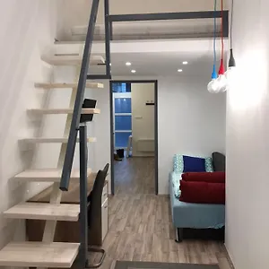 The Whistling Rabbi Apartmán