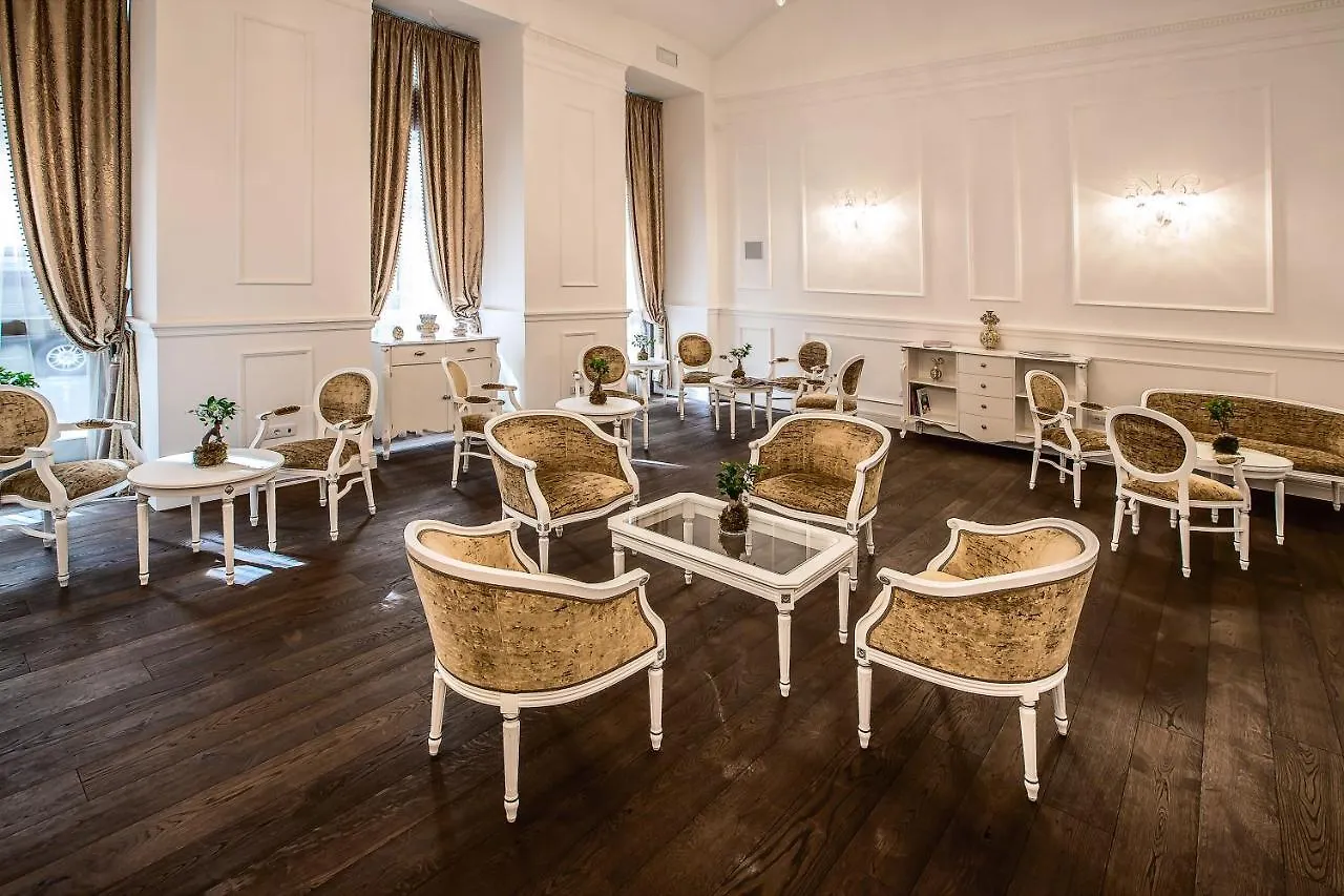 Prestige Hotel Budapest 4*,